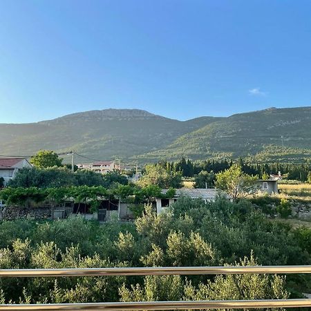 Sun Side Apartment Kastela Exterior photo