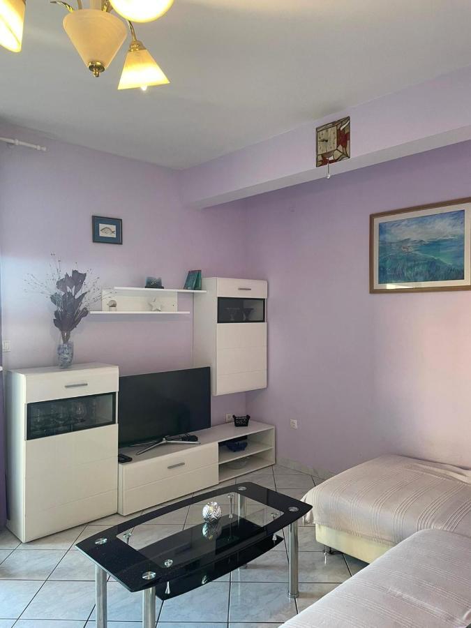 Sun Side Apartment Kastela Exterior photo