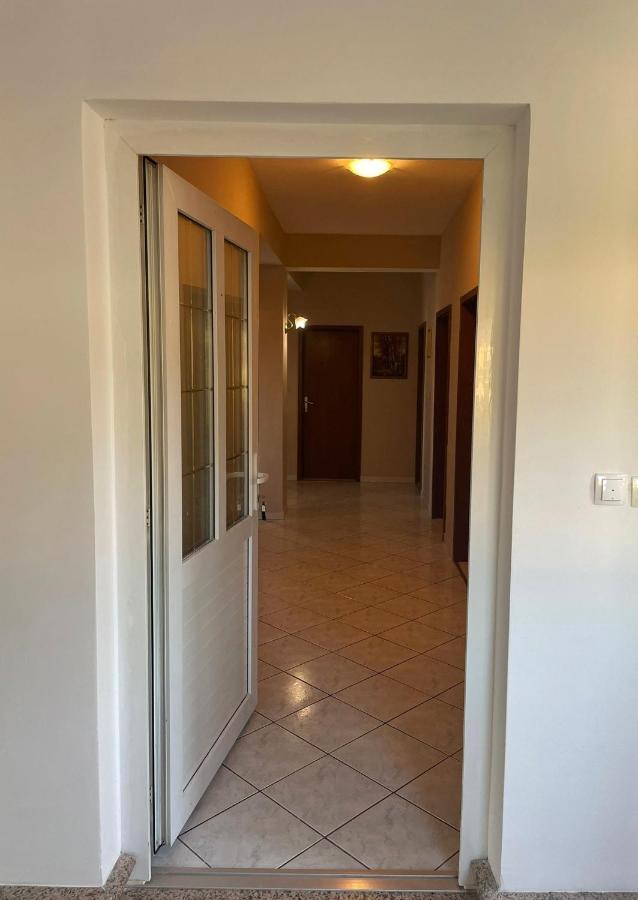 Sun Side Apartment Kastela Exterior photo